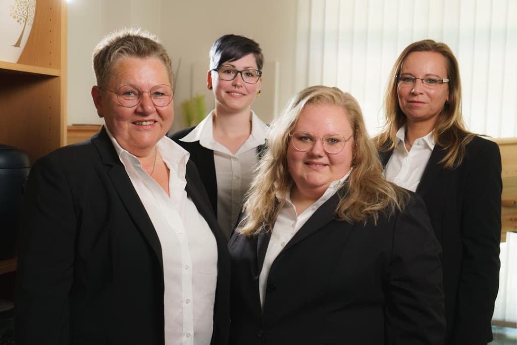 Bestattungen Lueg - Ihr Bestatter Bochum
