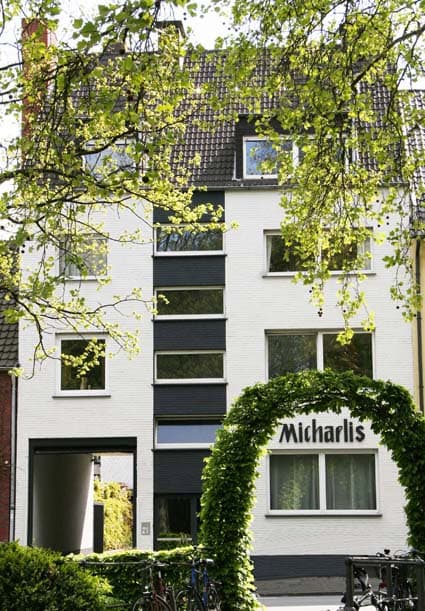 Bestattungen und Trauerhilfe Michaelis GmbH