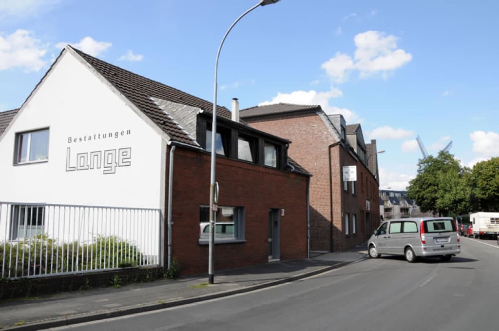 Bestattungen Lange — 1