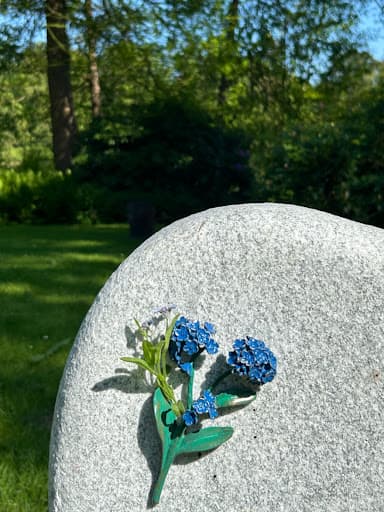 Johann Degen Grabmale Steinmetzbetrieb GmbH — Kundenfoto