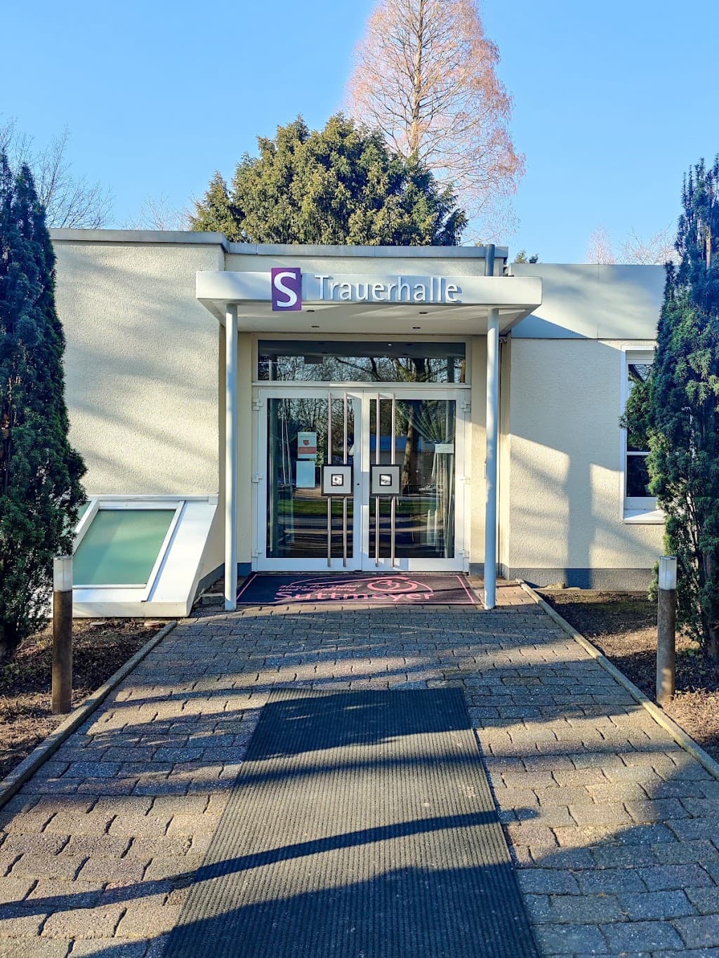 Bestattungen Suttmeyer — 1